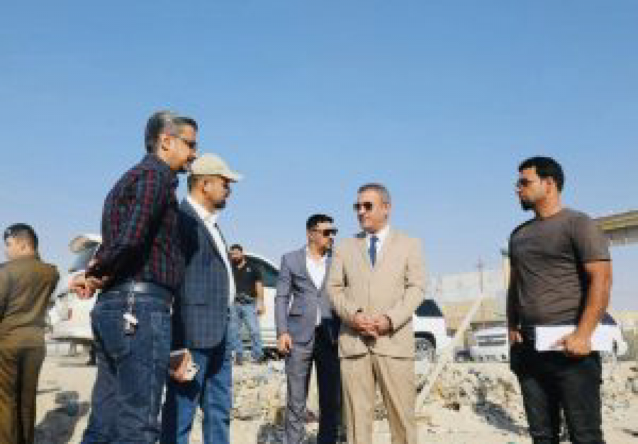 الاعمار والاسکان تستجيب لطلب محافظ ذي قار بسحب العمل من مشروعين   