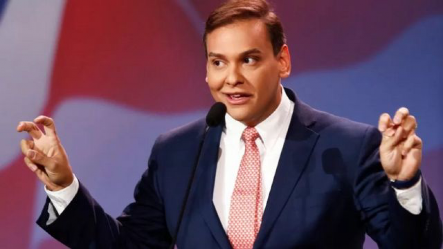 نائب الکونجرس المتهم بالاحتيال والتزوير يواجه السجن 20 عاما حال إدانته   